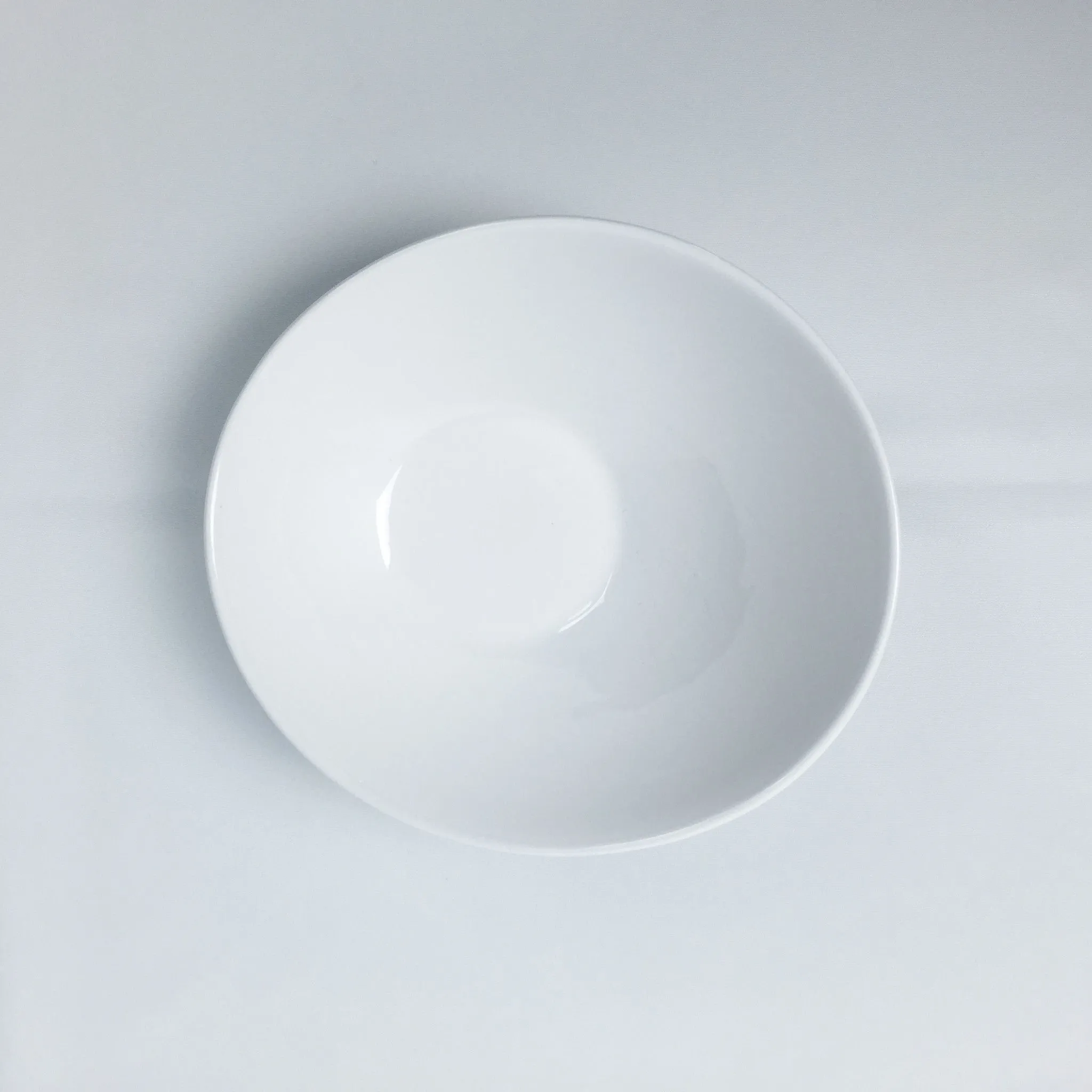 Bowl- Slanted China Salad 22cm