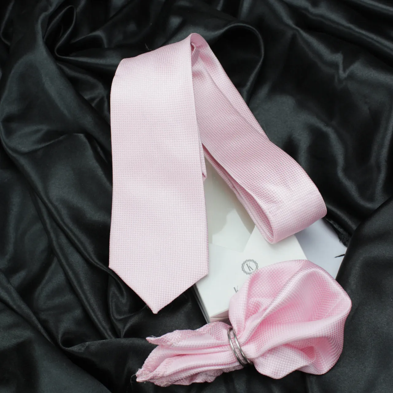 Kovove Glorious Pink Checkered Necktie and Pocket Square Gift Box