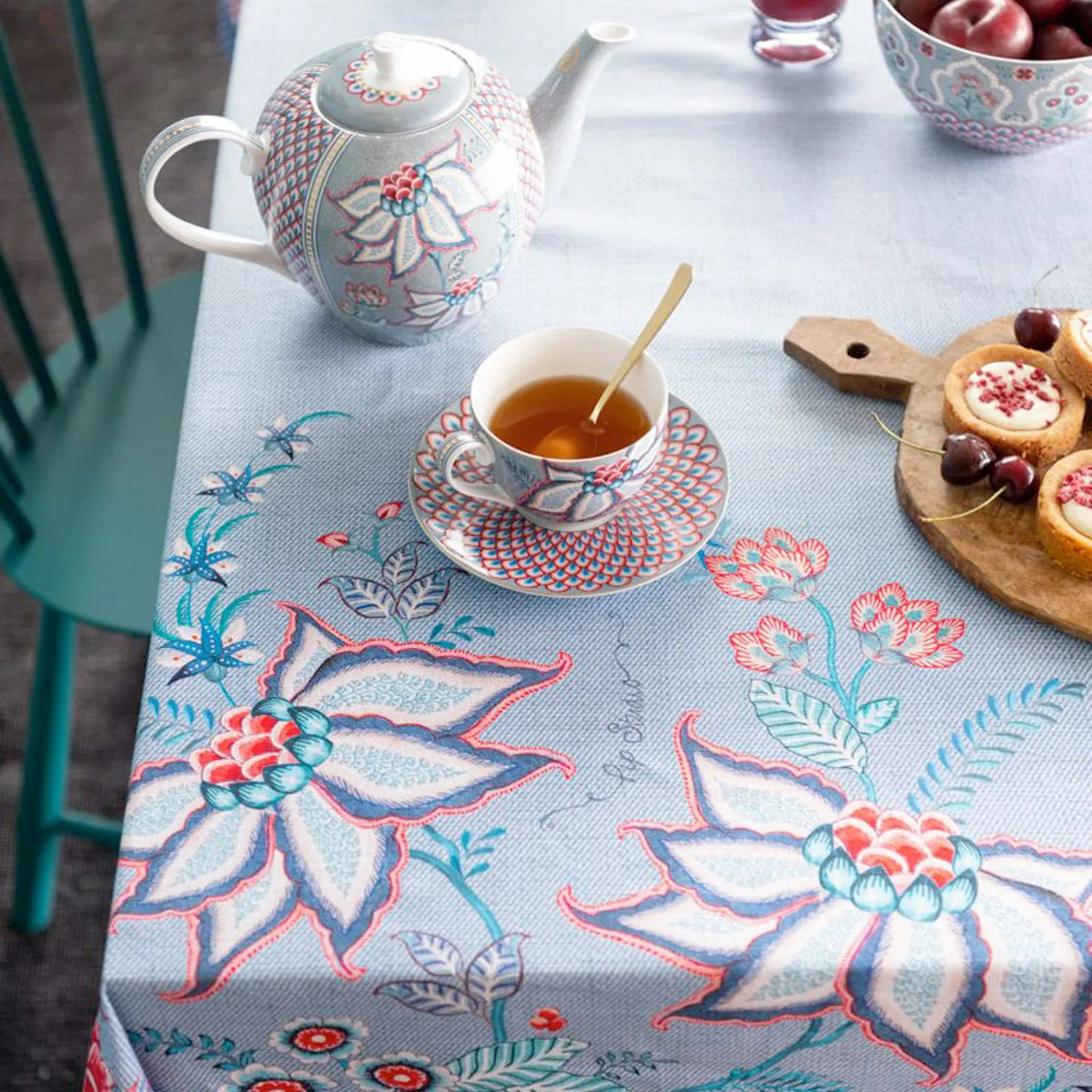 Pip Studio Flower Festival Set of 2 Cups & Saucers - Light Blue