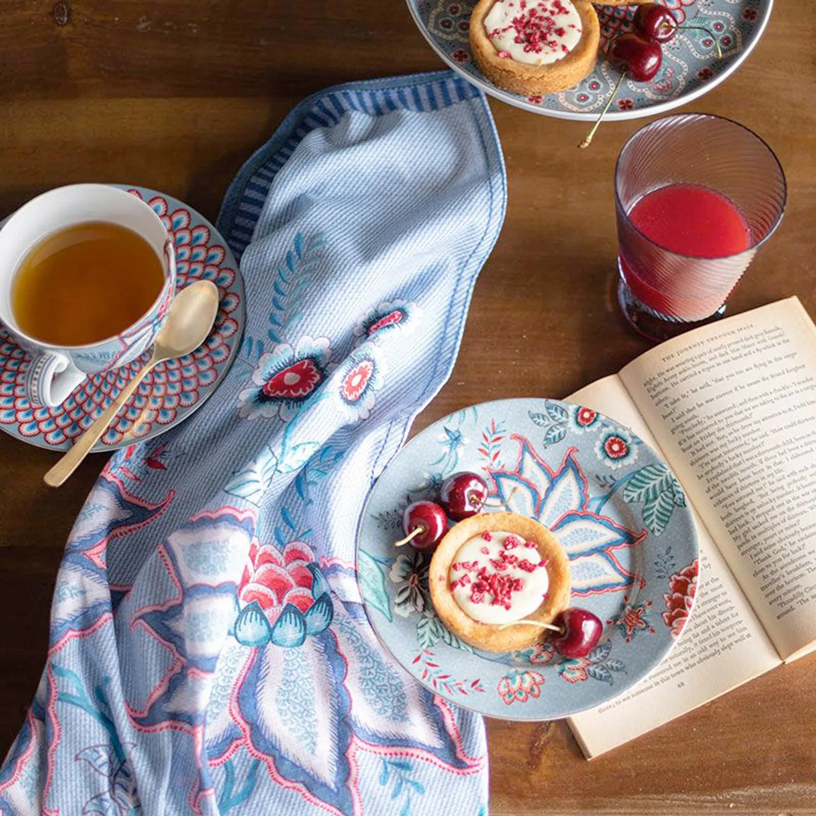 Pip Studio Flower Festival Set of 2 Cups & Saucers - Light Blue