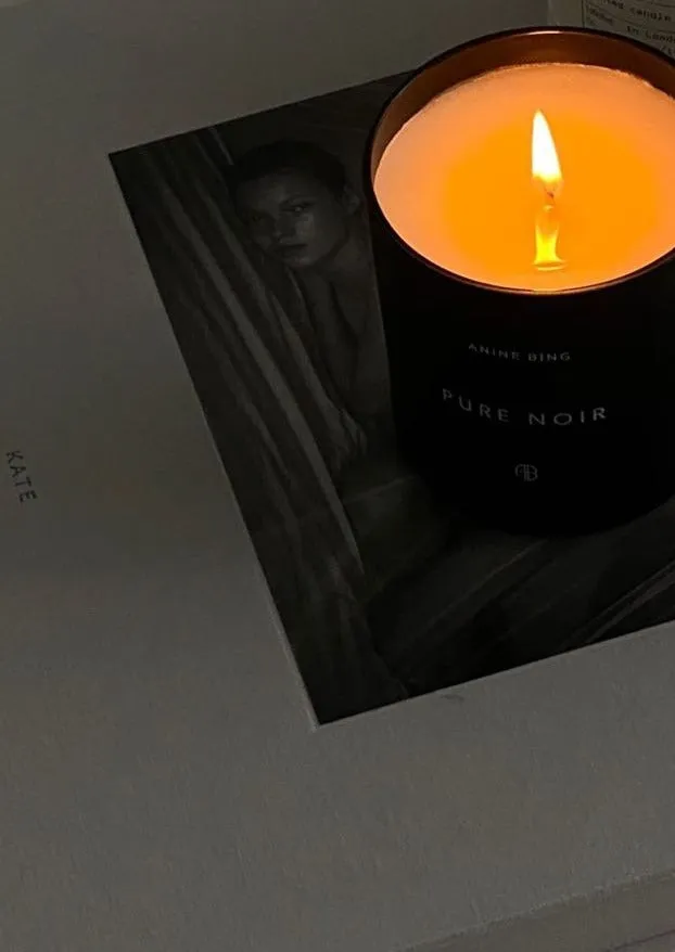 Pure Noir Candle