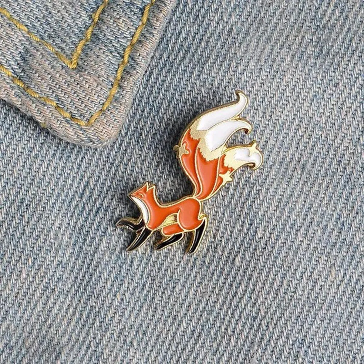 Three Tailed Pin Petite for Women Gift Red Fox Enamel Pin